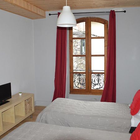 Maison Maxil Hotel Massat Bagian luar foto