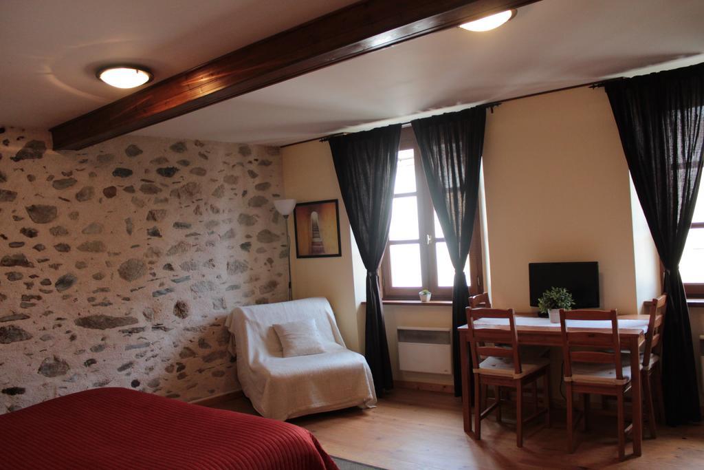 Maison Maxil Hotel Massat Ruang foto