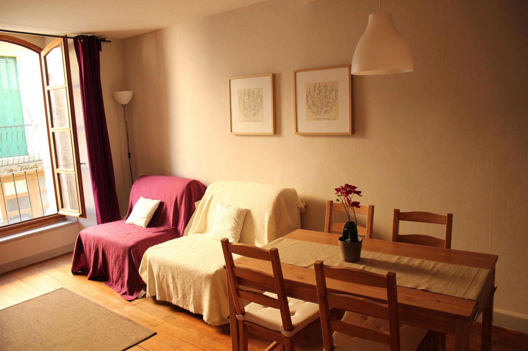 Maison Maxil Hotel Massat Bagian luar foto