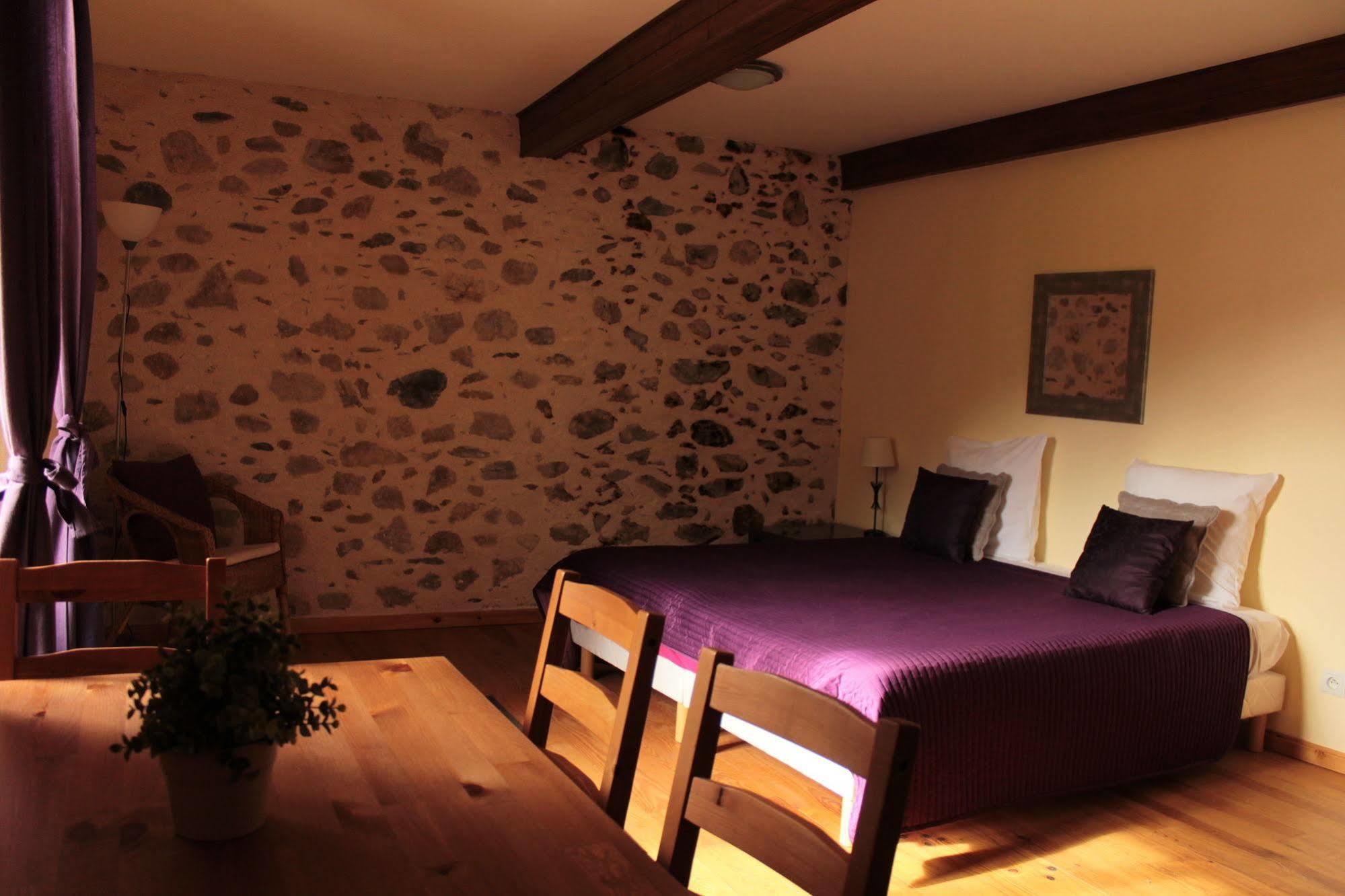 Maison Maxil Hotel Massat Bagian luar foto